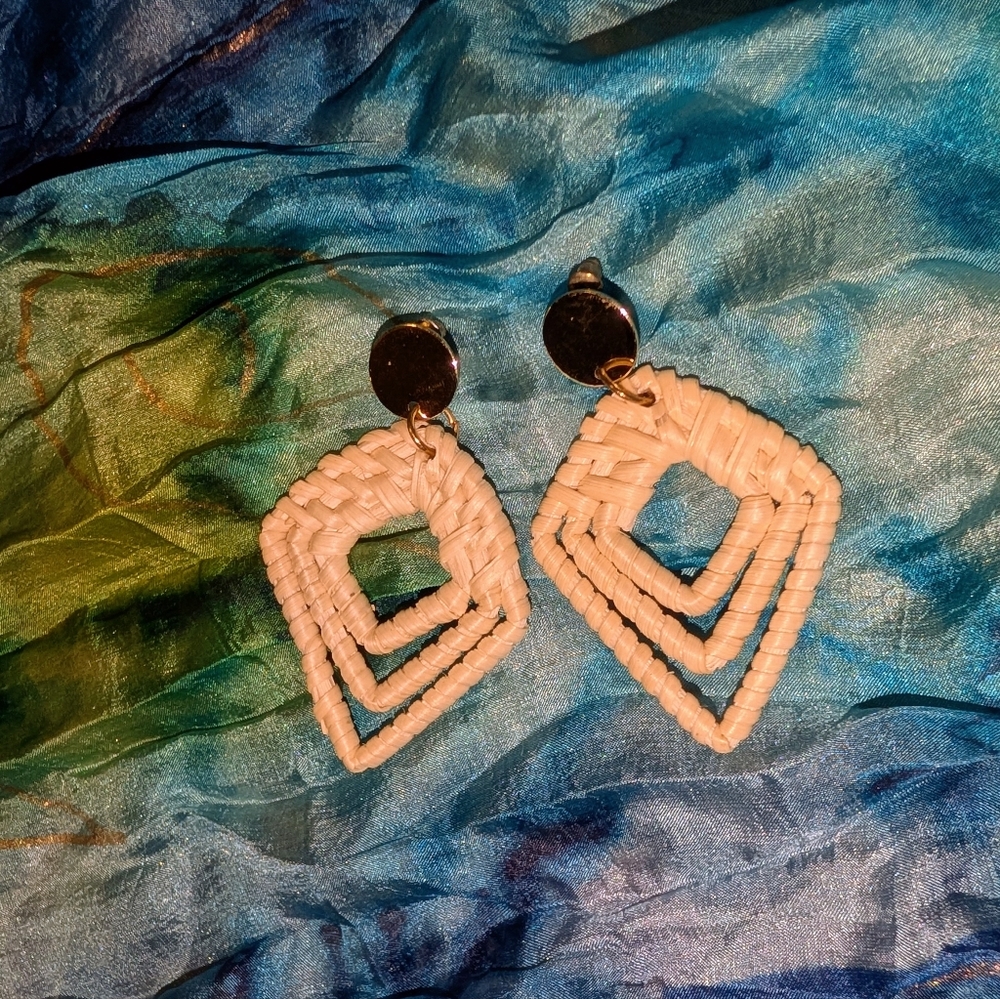 Elegant Cream Woven Earrings